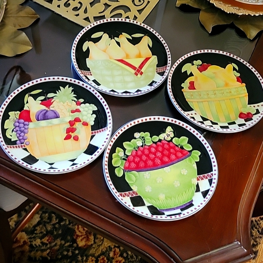 Debbie Mumm Zac Designs 4 Classic FruitBowl 8.5" ceramic plates textured LikeNew